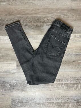 Levi’s Premium 721 High Rise Skinny Jeans 27 Washed Black Gray Denim